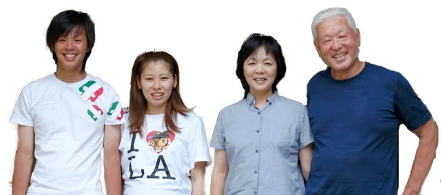 バンガロー貨車&ログを営む根来商店の家族