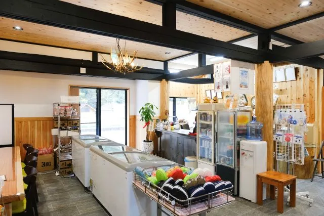 ねごろやの売店